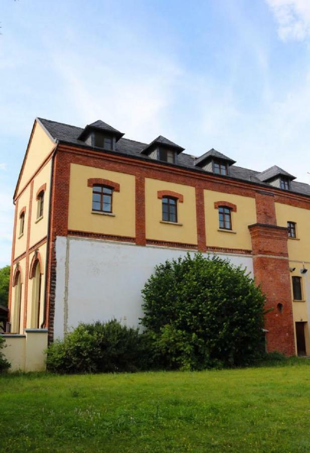 Penzion A Pivnice Varna Velká Bystřice Exteriör bild